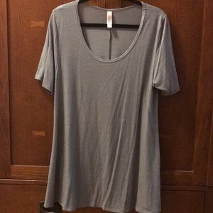 LuLaRoe shirt - perfect T